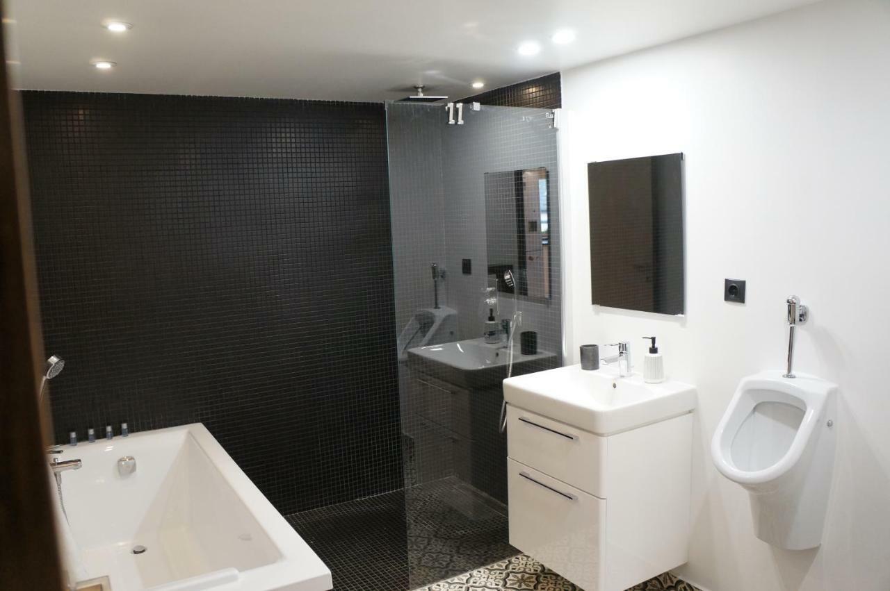 Leisure Apartmens Brasov Apartment Bagian luar foto