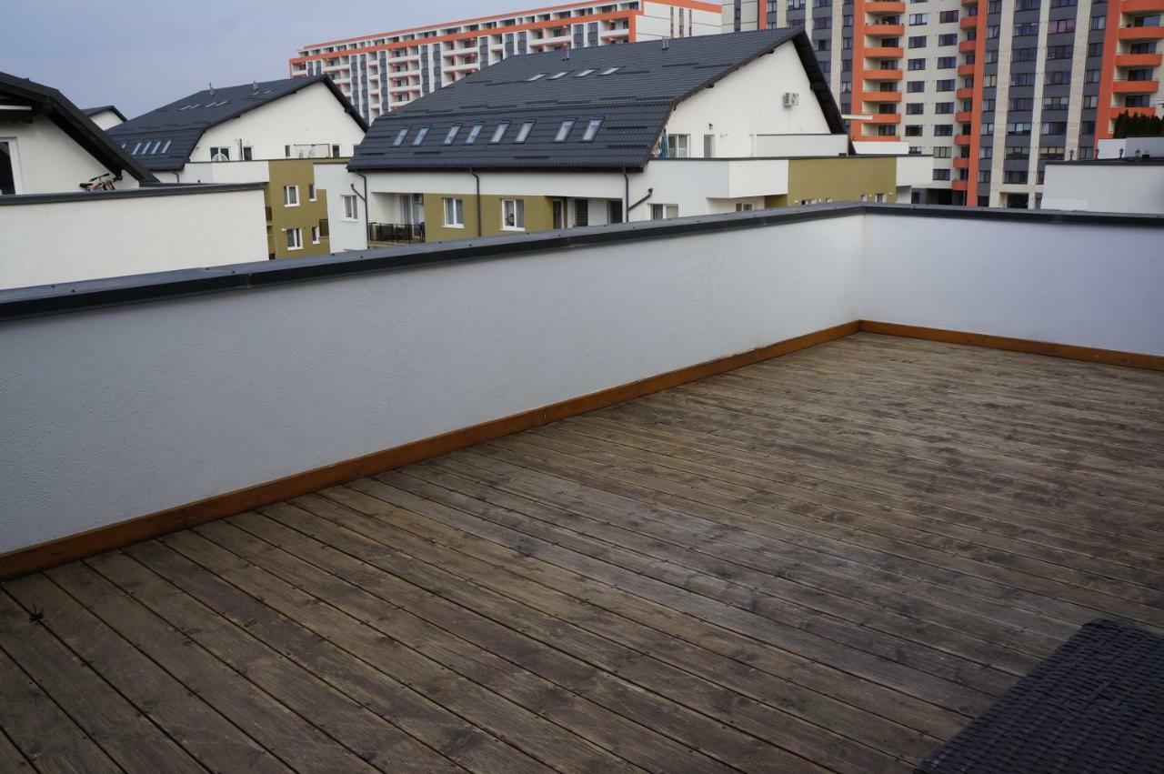 Leisure Apartmens Brasov Apartment Bagian luar foto
