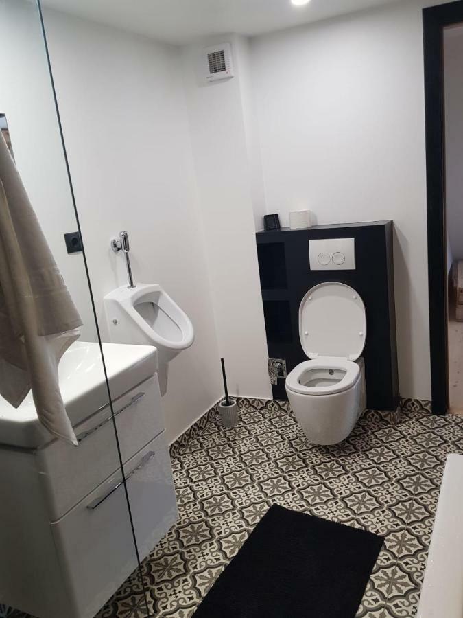 Leisure Apartmens Brasov Apartment Bagian luar foto