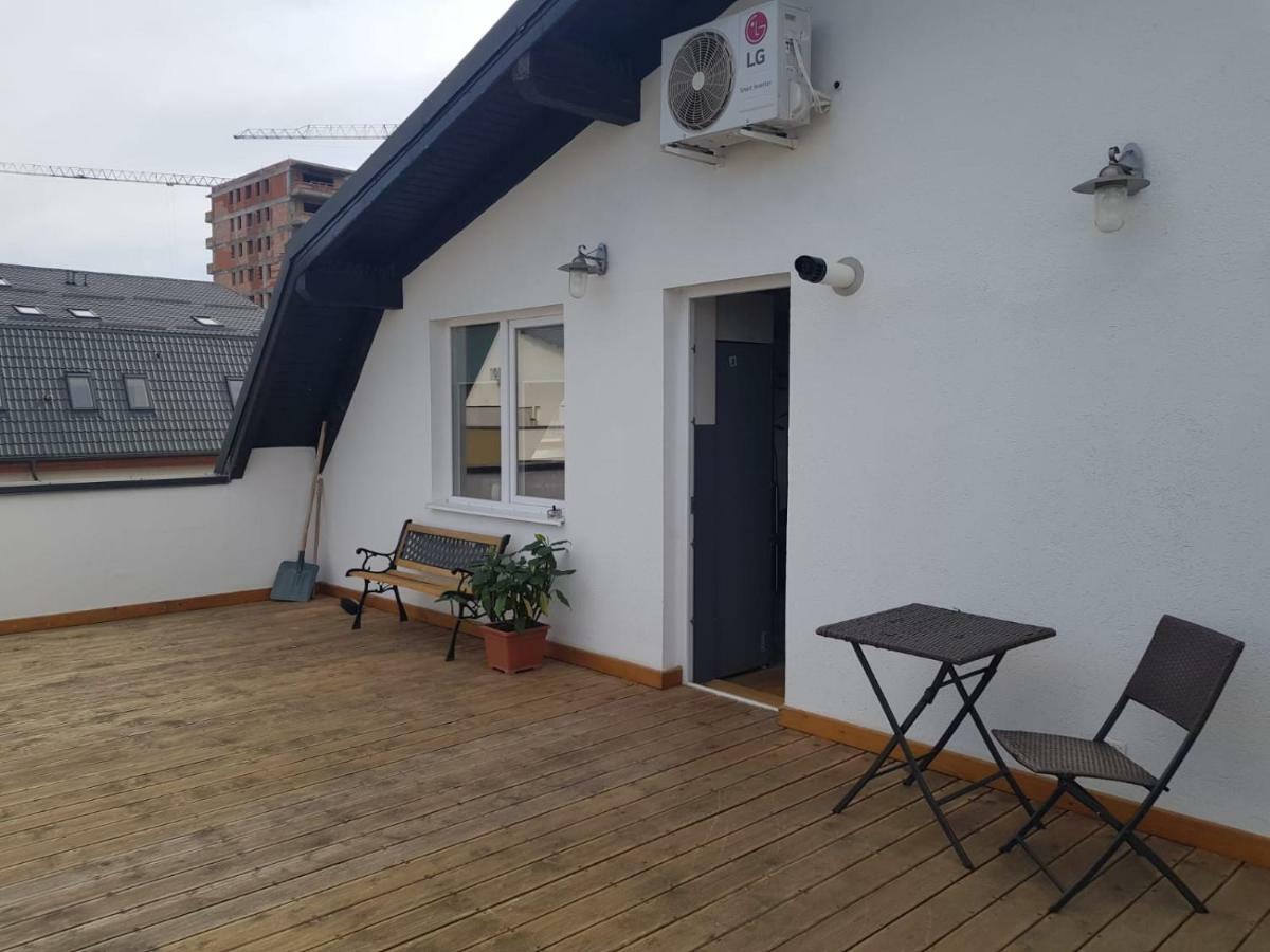Leisure Apartmens Brasov Apartment Bagian luar foto