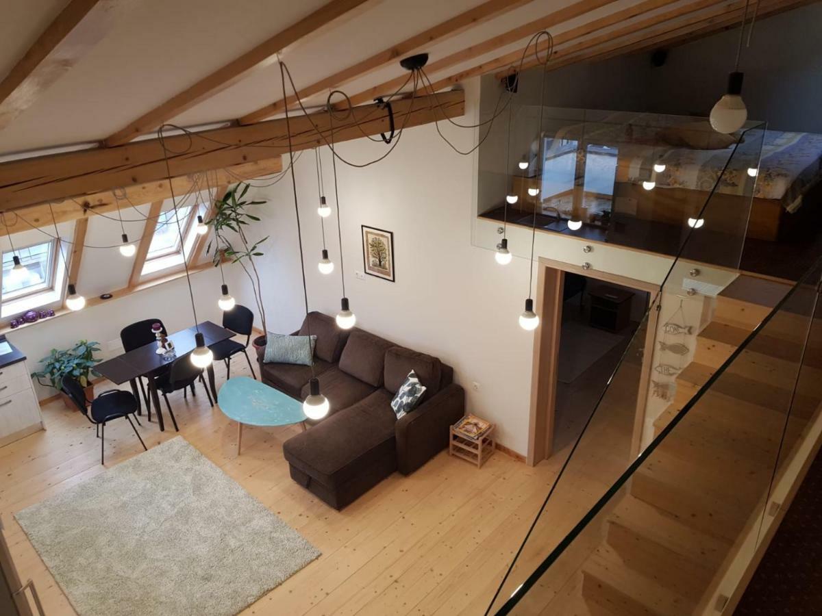 Leisure Apartmens Brasov Apartment Bagian luar foto